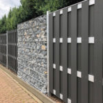 Plot nemusí byť len kovový. Aké máte možnosti vo výbere?